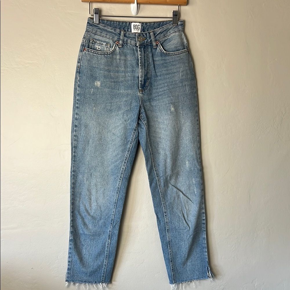 BDG Urban Outfitters MOM Jeans